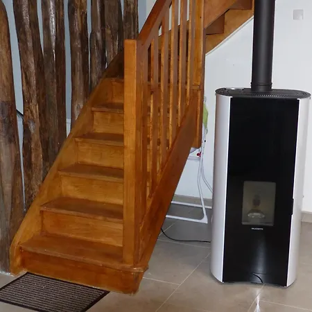 Hébergement de vacances Maison De Melles