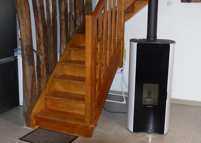 Semesterbostad Maison De Melles